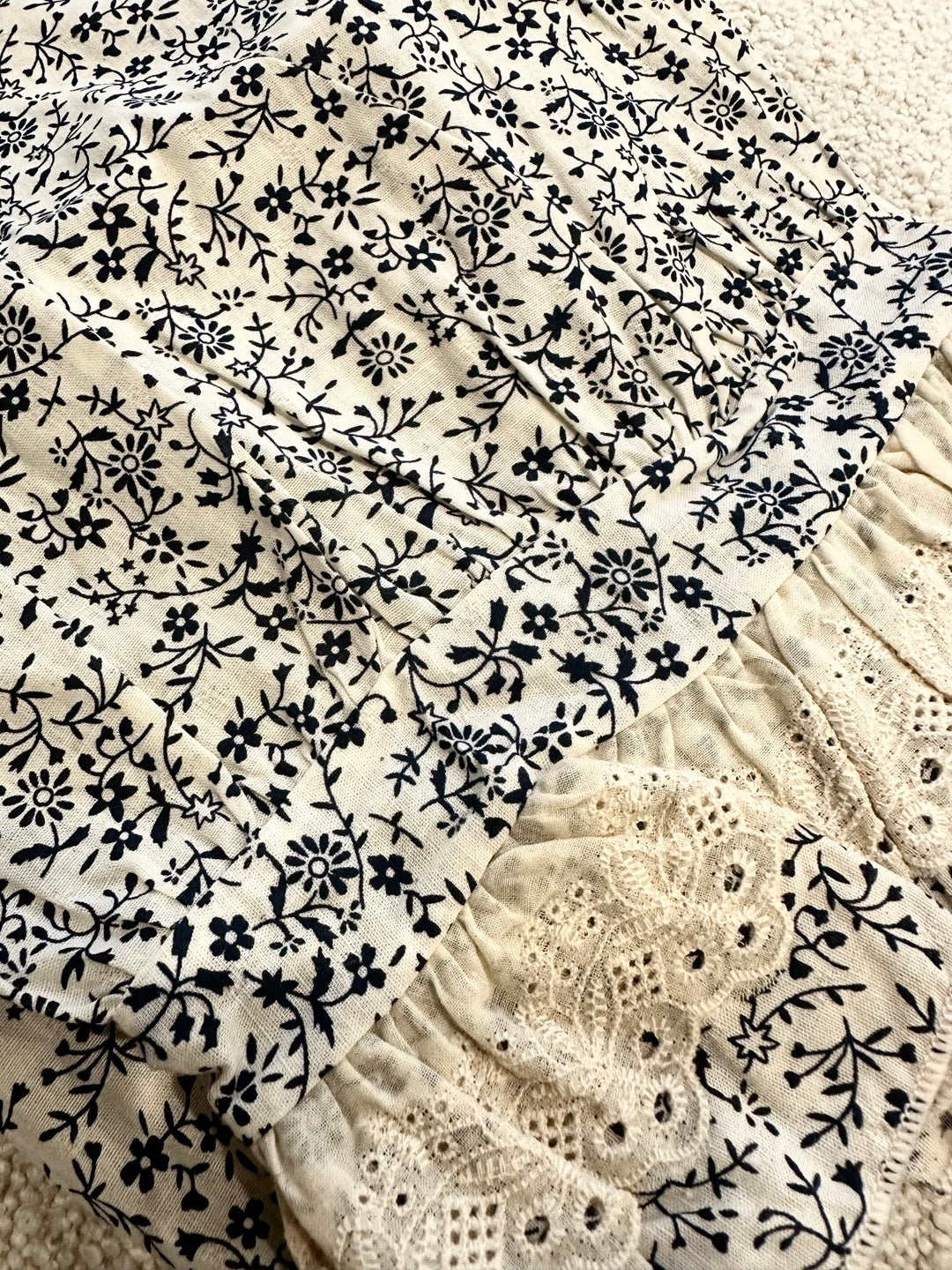 Chloe Cropped Lace Pants